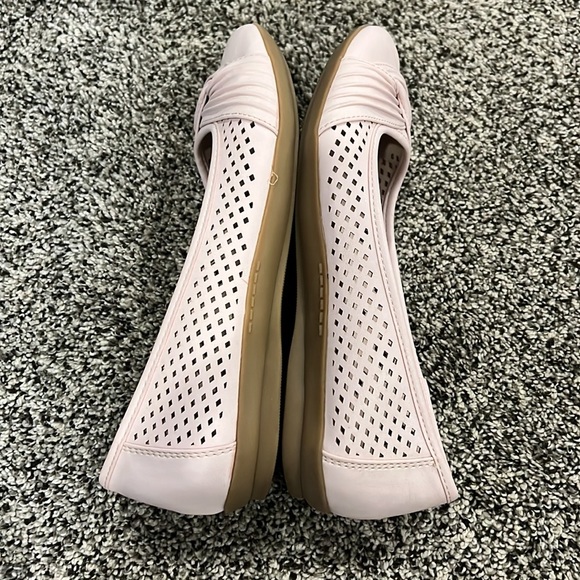Light Pink Ballet Flats - Picture 5 of 9